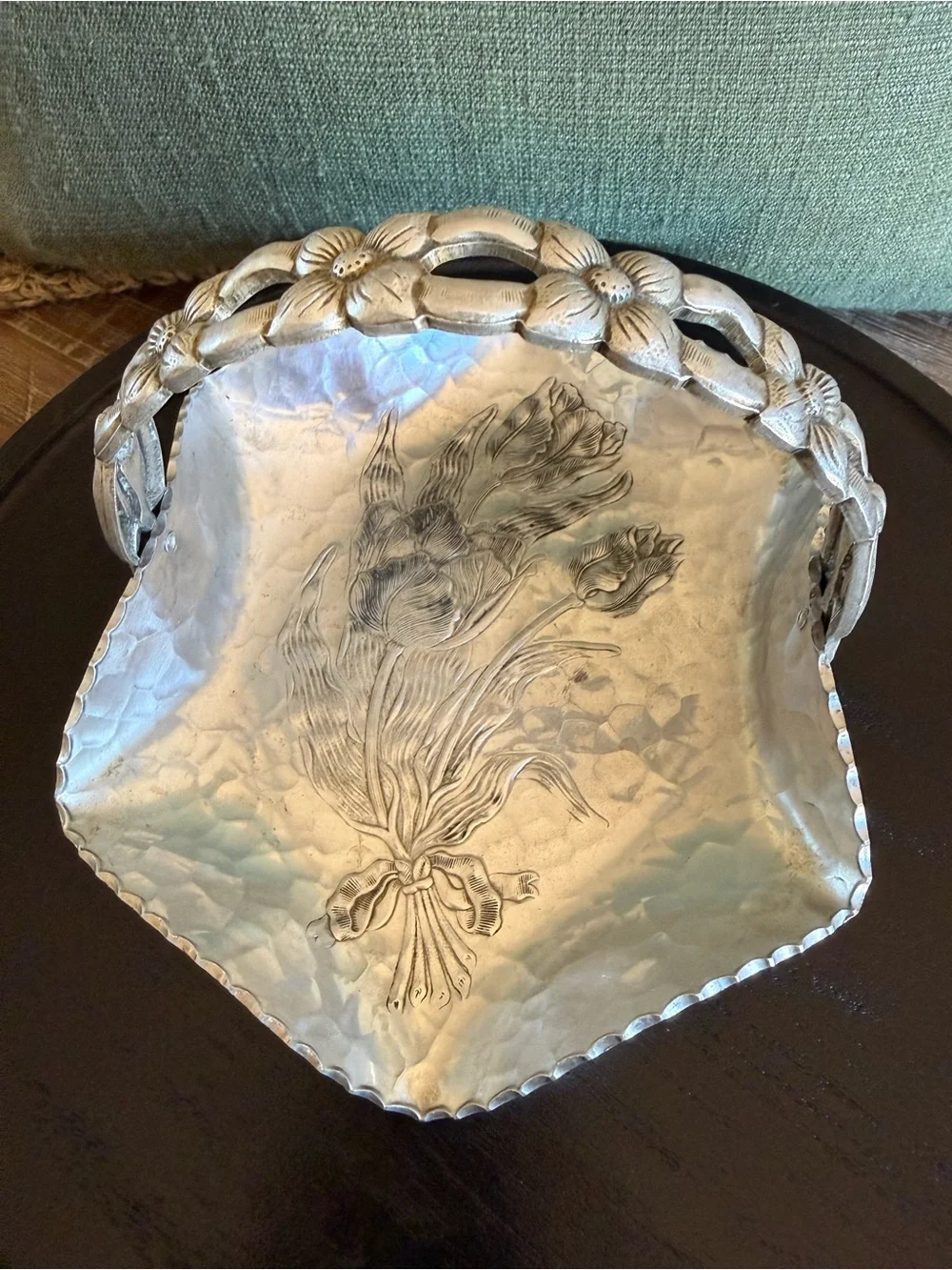 Vintage Rodney Kent Hand Wrought Aluminum Tulip Basket #429